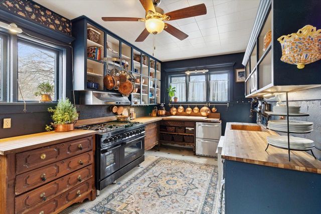 126 E Washington Street, Stoughton, WI 53589