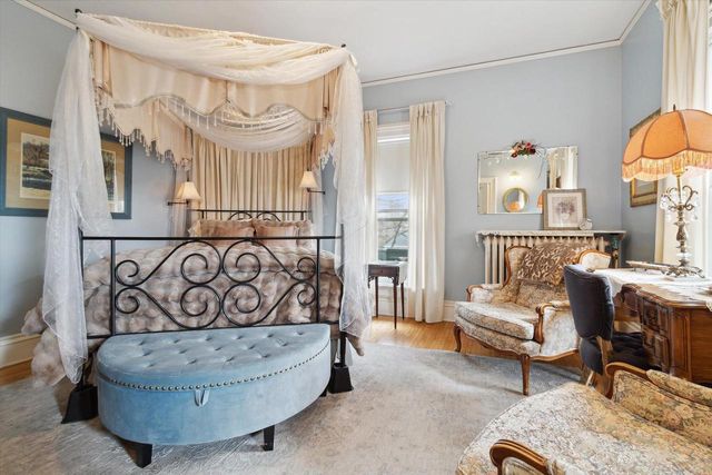 126 E Washington Street, Stoughton, WI 53589