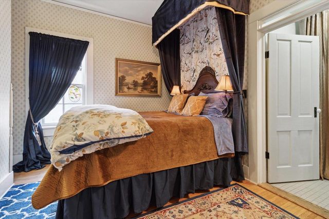 126 E Washington Street, Stoughton, WI 53589