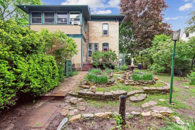 126 E Washington Street, Stoughton, WI 53589