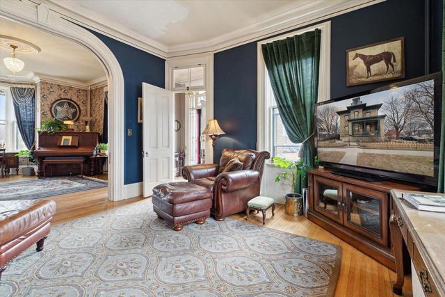 126 E Washington Street, Stoughton, WI 53589