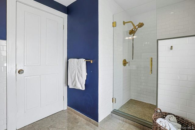 41 Clinton Avenue, Ossining, NY 10562