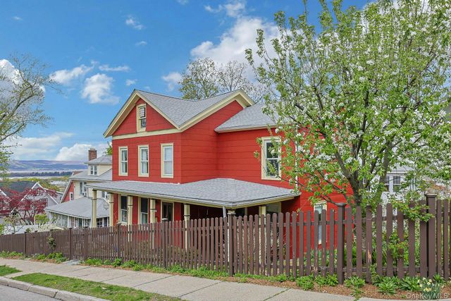 41 Clinton Avenue, Ossining, NY 10562