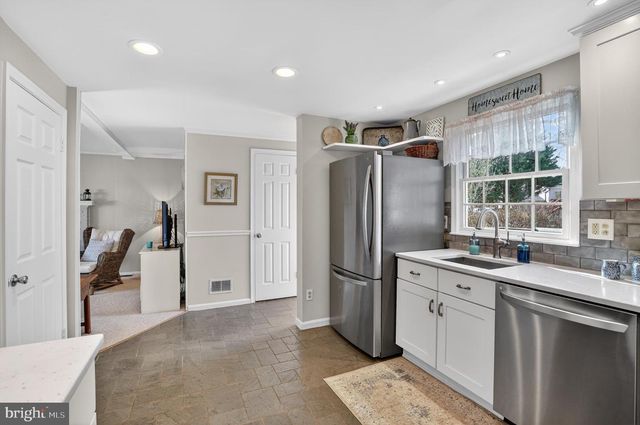 12709 BRADWELL RD, Herndon, VA 20171