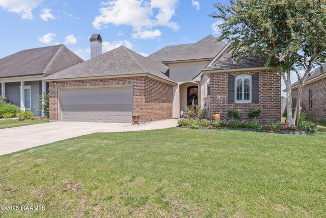 304 Overbrook Drive, Broussard, LA 70518