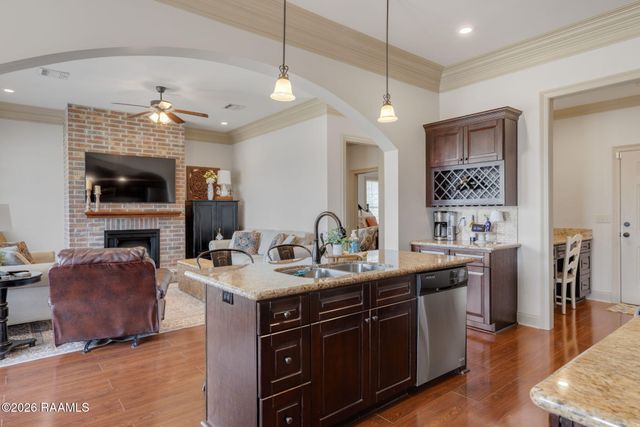304 Overbrook Drive, Broussard, LA 70518
