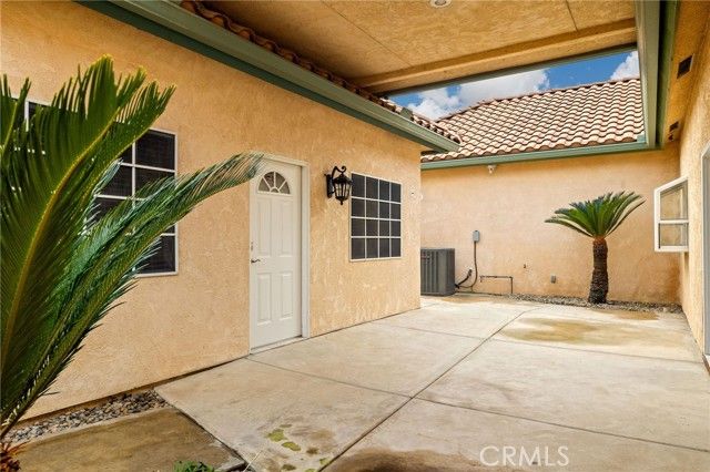 2112 Branch Creek, Bakersfield, CA 93312