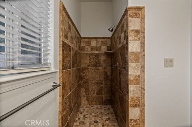 2112 Branch Creek, Bakersfield, CA 93312