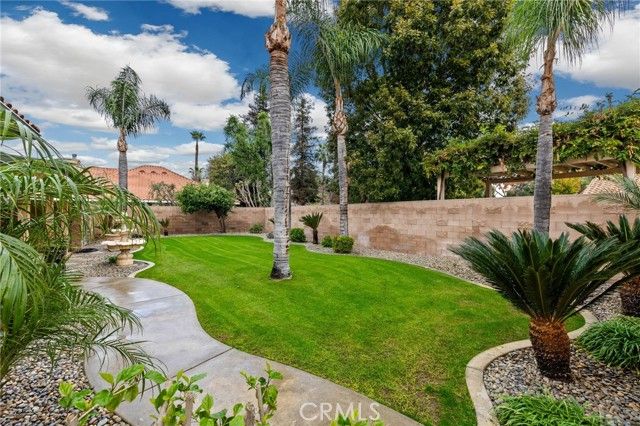 2112 Branch Creek, Bakersfield, CA 93312