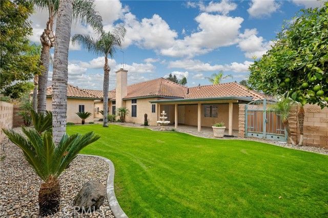 2112 Branch Creek, Bakersfield, CA 93312