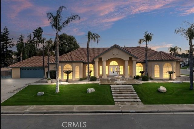 2112 Branch Creek, Bakersfield, CA 93312