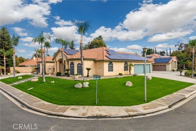 2112 Branch Creek, Bakersfield, CA 93312