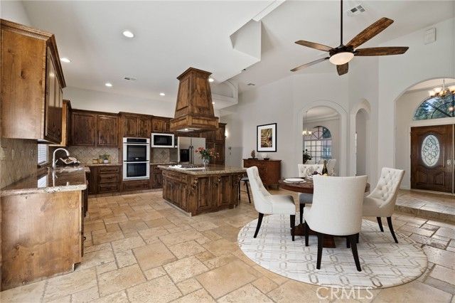 2112 Branch Creek, Bakersfield, CA 93312