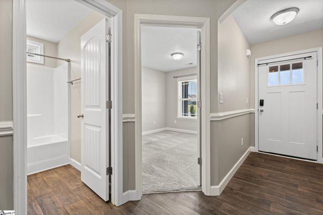 619 Spartan Commodor Lane, Inman, SC 29349