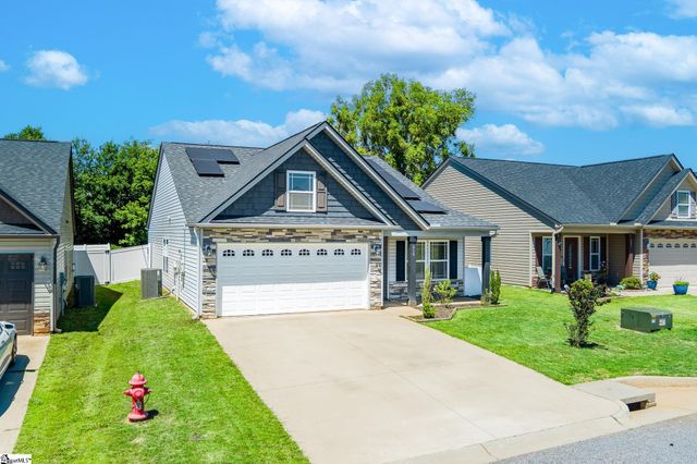 619 Spartan Commodor Lane, Inman, SC 29349