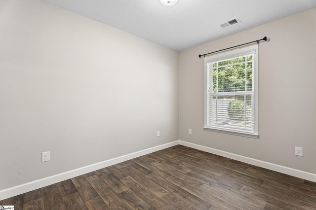 619 Spartan Commodor Lane, Inman, SC 29349