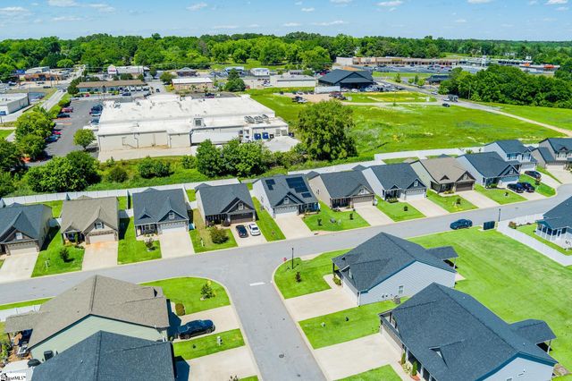 619 Spartan Commodor Lane, Inman, SC 29349
