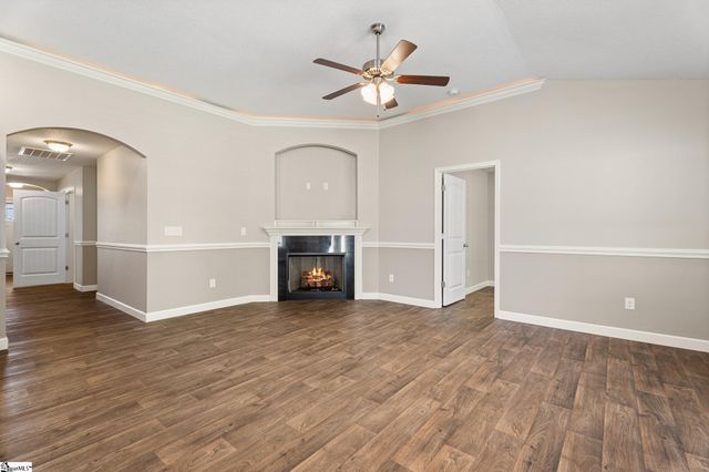 619 Spartan Commodor Lane, Inman, SC 29349