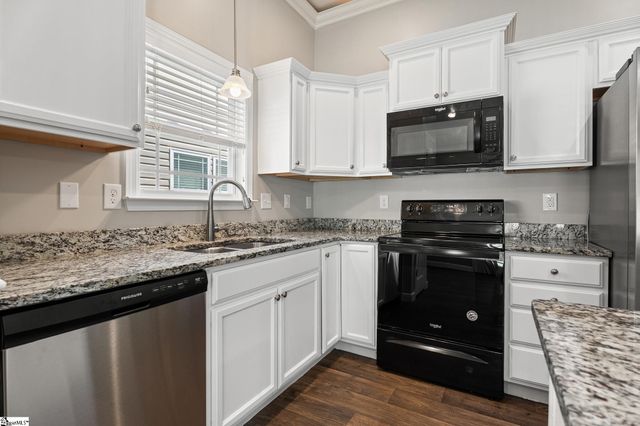 619 Spartan Commodor Lane, Inman, SC 29349