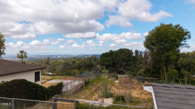 1205 E Loma Alta Drive, Altadena, CA 91001