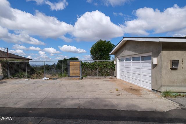 1205 E Loma Alta Drive, Altadena, CA 91001