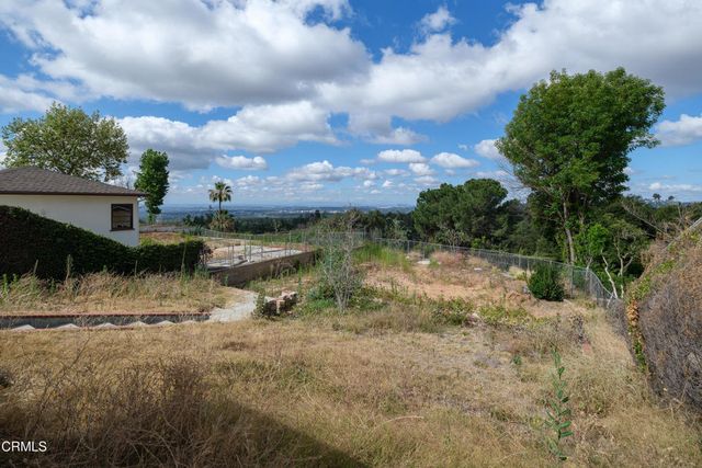 1205 E Loma Alta Drive, Altadena, CA 91001