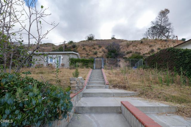 1205 E Loma Alta Drive, Altadena, CA 91001