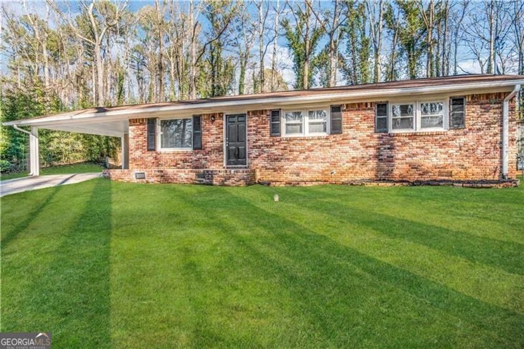 5136 Cornwallis Court, Stone Mountain, GA 30088
