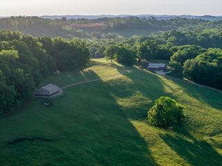 3210 Morel Rd, Columbia, TN 38401