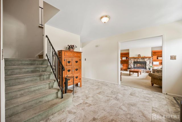 13 Regent Drive, Monroe, NJ 08831