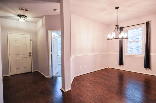 1305 Pine Ridge Road, Roanoke, TX 76262