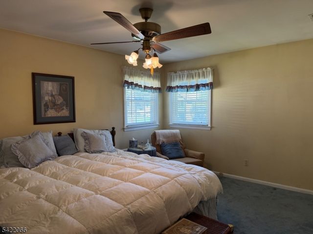 618 Fairway Dr, Union Twp., NJ 07083