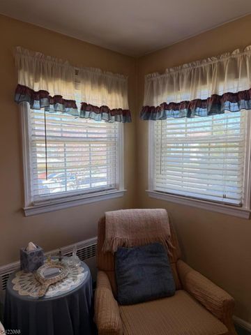 618 Fairway Dr, Union Twp., NJ 07083