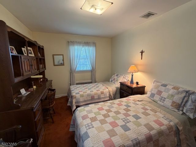 618 Fairway Dr, Union Twp., NJ 07083