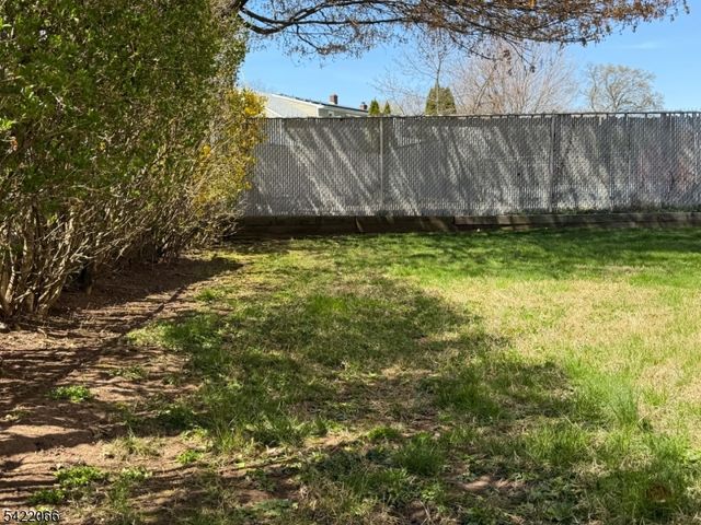 618 Fairway Dr, Union Twp., NJ 07083