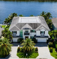 7212 NE 8th Drive, Boca Raton, FL 33487