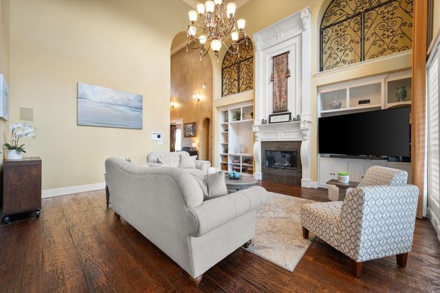 7001 Diamond Oaks Drive, Mansfield, TX 76063