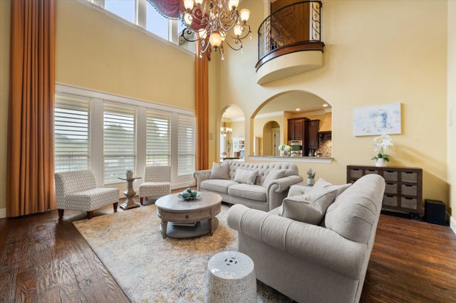 7001 Diamond Oaks Drive, Mansfield, TX 76063