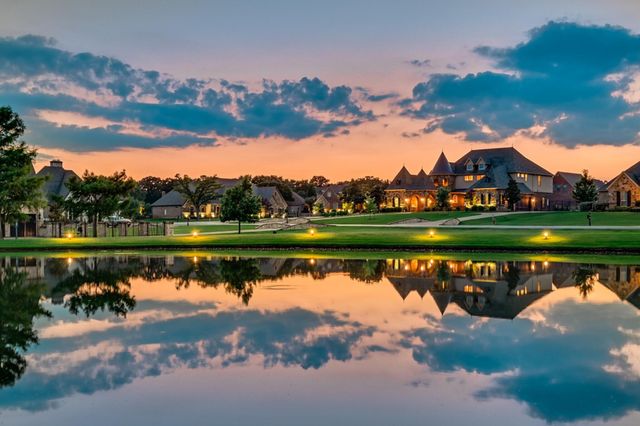 7001 Diamond Oaks Drive, Mansfield, TX 76063