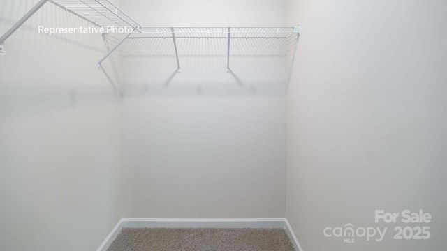 1111 37th Avenue Lane NE, Hickory, NC 28601