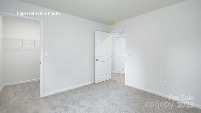 1111 37th Avenue Lane NE, Hickory, NC 28601