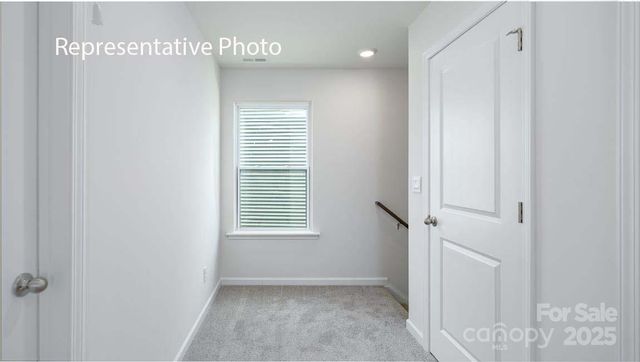 1111 37th Avenue Lane NE, Hickory, NC 28601