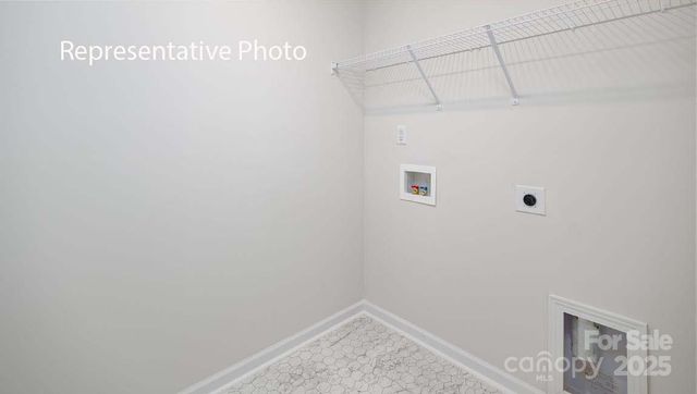 1111 37th Avenue Lane NE, Hickory, NC 28601