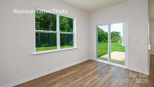 1111 37th Avenue Lane NE, Hickory, NC 28601