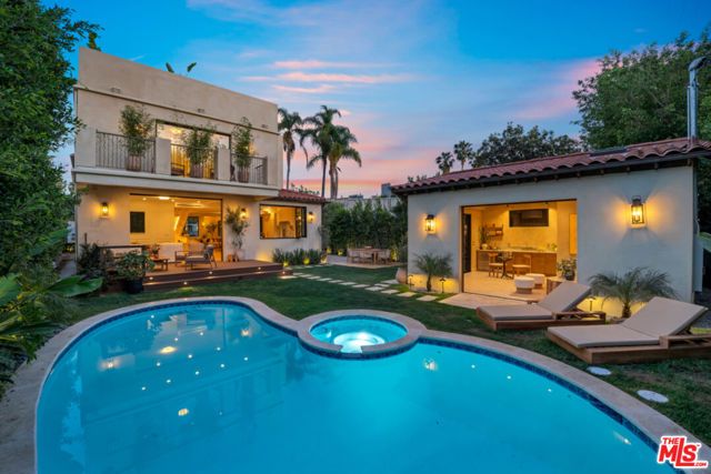 435 N Laurel Avenue, Los Angeles, CA 90048