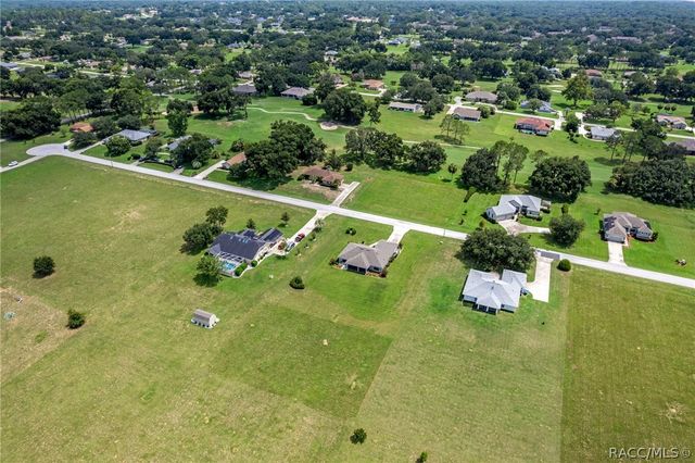 295 E Cumberland Court, Hernando, FL 34442
