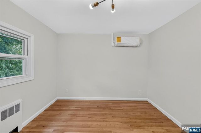 340 Northwood Way, Palisades Park, NJ 07650