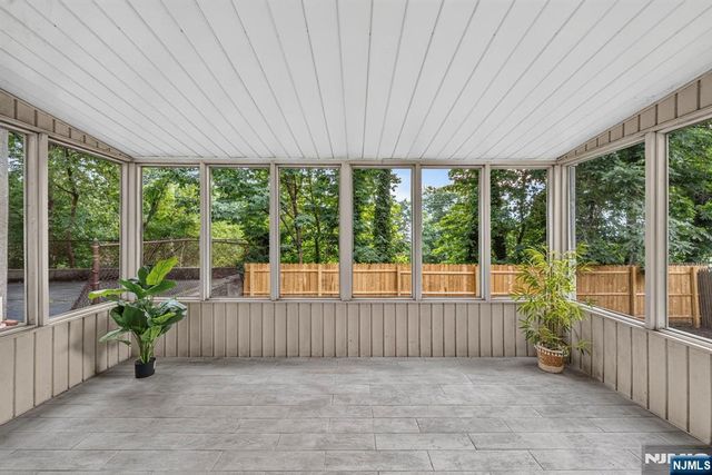 340 Northwood Way, Palisades Park, NJ 07650