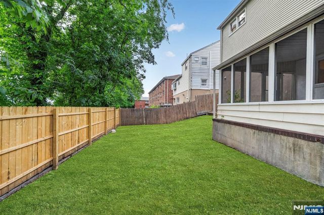 340 Northwood Way, Palisades Park, NJ 07650