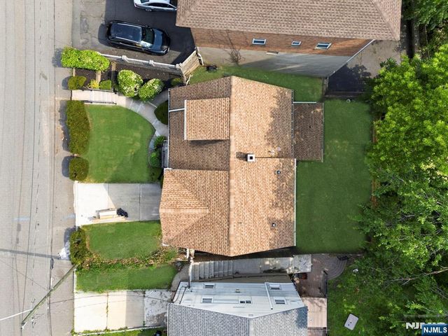 340 Northwood Way, Palisades Park, NJ 07650
